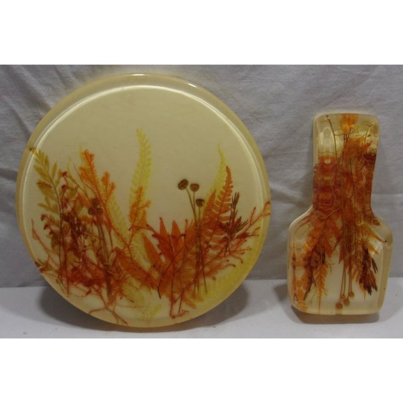 1970's MCM Lucite Trivet/Hot Plate and Spoon Rest w/ Wheat? Decor 8 3/4" & 6 1/2 - Picture 2 of 10